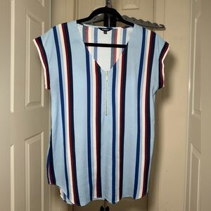 Express Zipper V-Neck Top